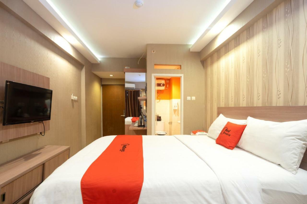 RedDoorz Apartment At Bogor Valley Buitenkant foto